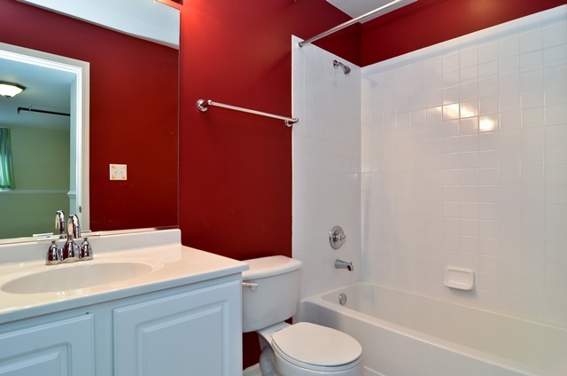 1834 Ridge Avenue, Unit 132 Evanston, IL 60201 - Photo 10 of 11