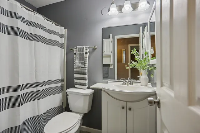 $219,900 | 7752 West Almond Court, Frankfort, IL 60423