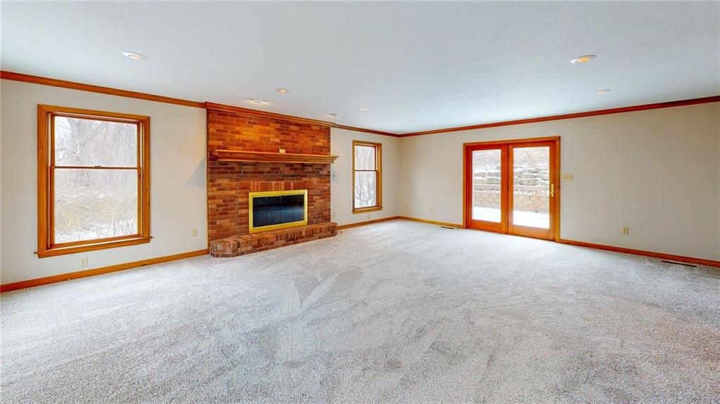 109 Porter Lane Rochester, PA 15074 - Photo 4 of 18