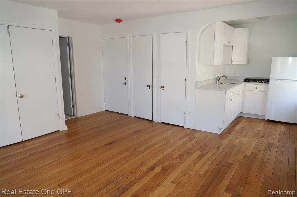 271 West Maple Road, Unit 2 Birmingham, MI 48009 - Photo 9 of 10