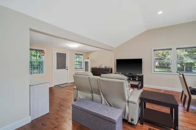 $619,996 | 25 Cherry Lane, Wading River, NY 11792