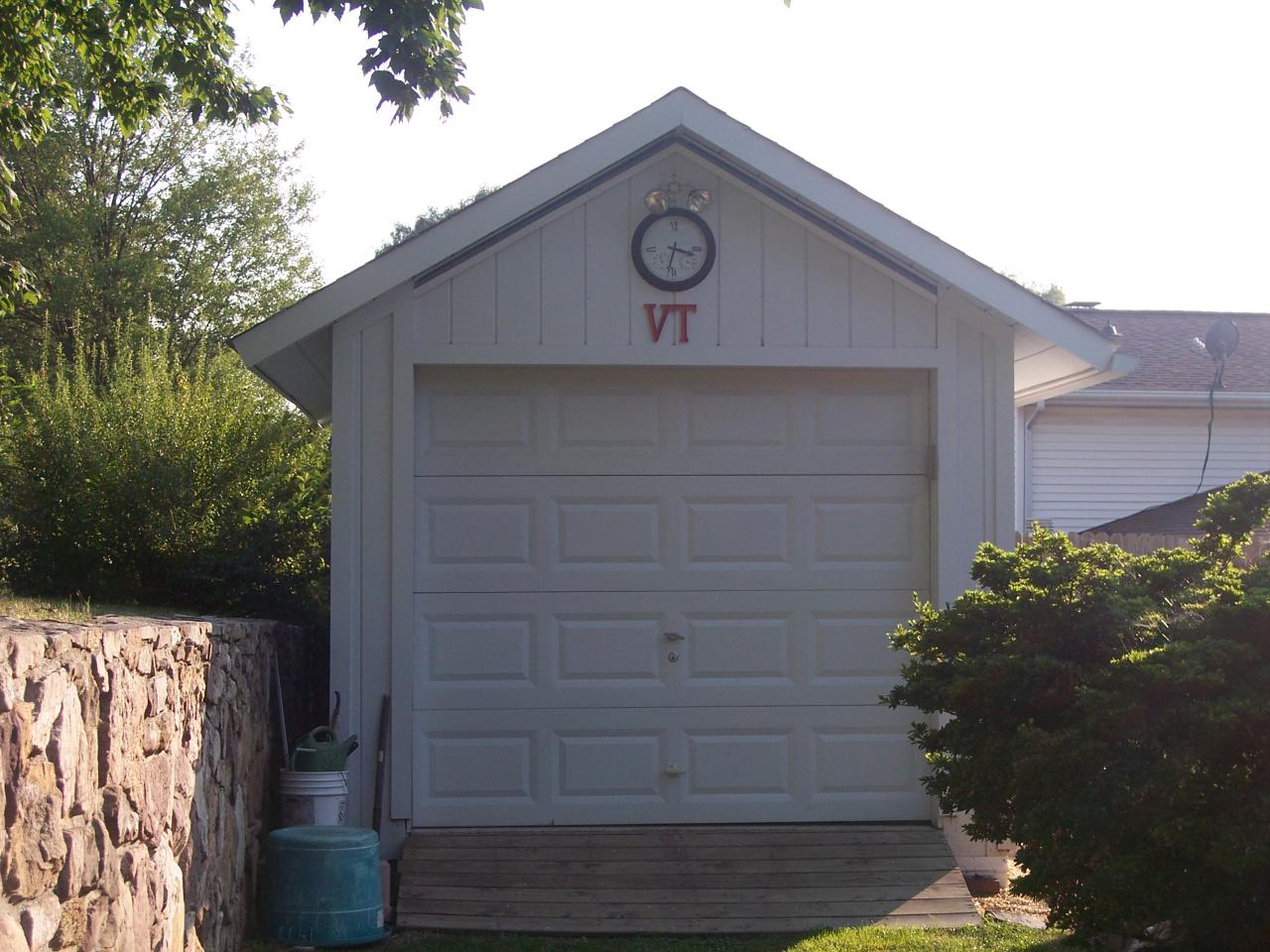3037 Northside Road Roanoke, VA 24019 - Photo 20 of 24 Storage building with garage door