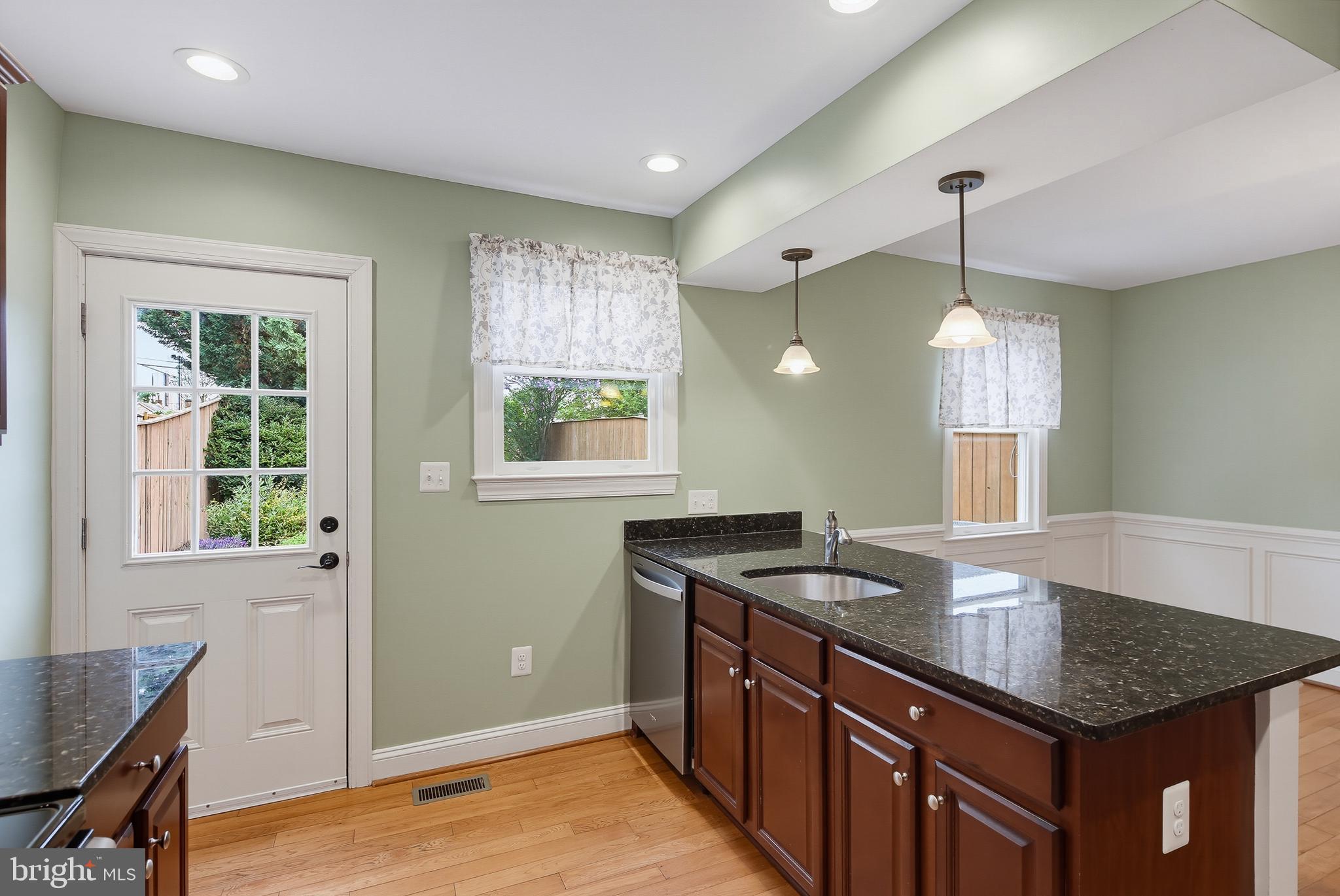225 East 5th Street Frederick, MD 21701 - Photo 11 of 41