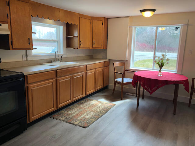 64 Old County Road Rockland, ME 04841 - Photo 5 of 43 IMG_4867