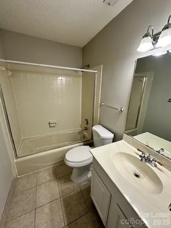 $1,750 | 18801 Nautical Drive, Unit 201, Cornelius, NC 28031