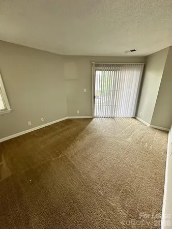 $1,750 | 18801 Nautical Drive, Unit 201, Cornelius, NC 28031