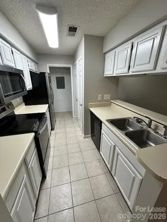 $1,750 | 18801 Nautical Drive, Unit 201, Cornelius, NC 28031