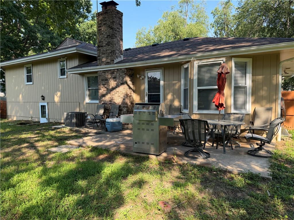8026 Blue Ridge Boulevard Kansas City, MO 64138 - Photo 40 of 44
