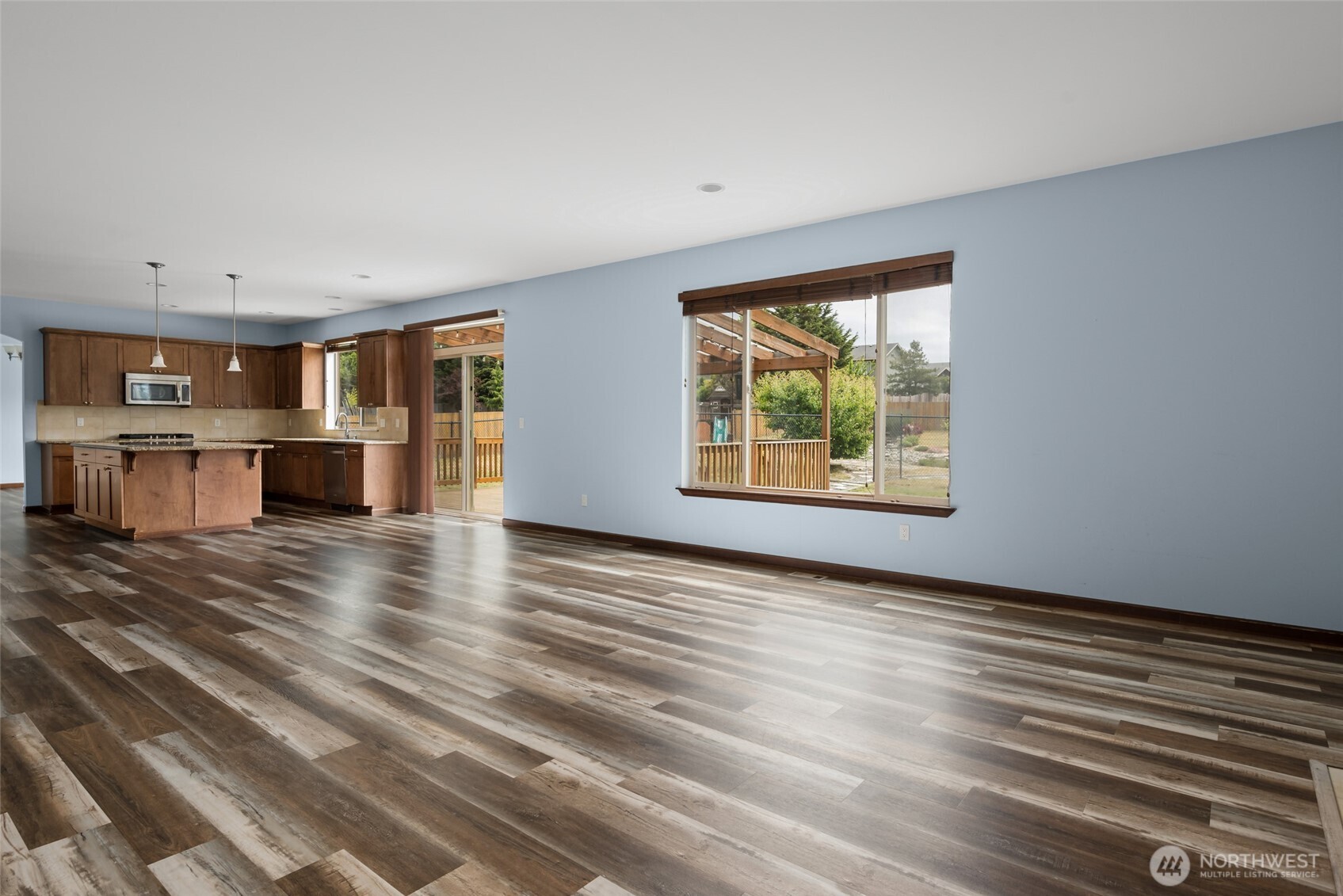 1033 Lyle Ridge Circle Oak Harbor, WA 98277 - Photo 11 of 37