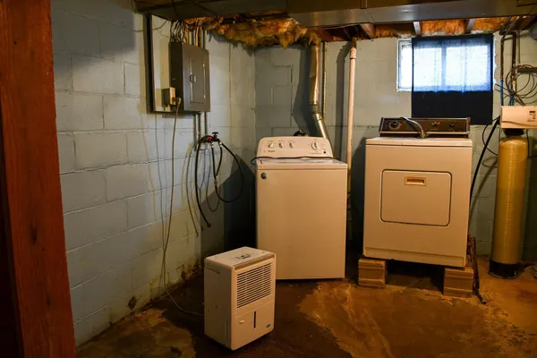 $217,000 | 1539 Dover Street, Worthington, MN 56187