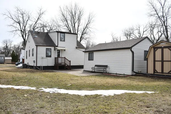 $217,000 | 1539 Dover Street, Worthington, MN 56187