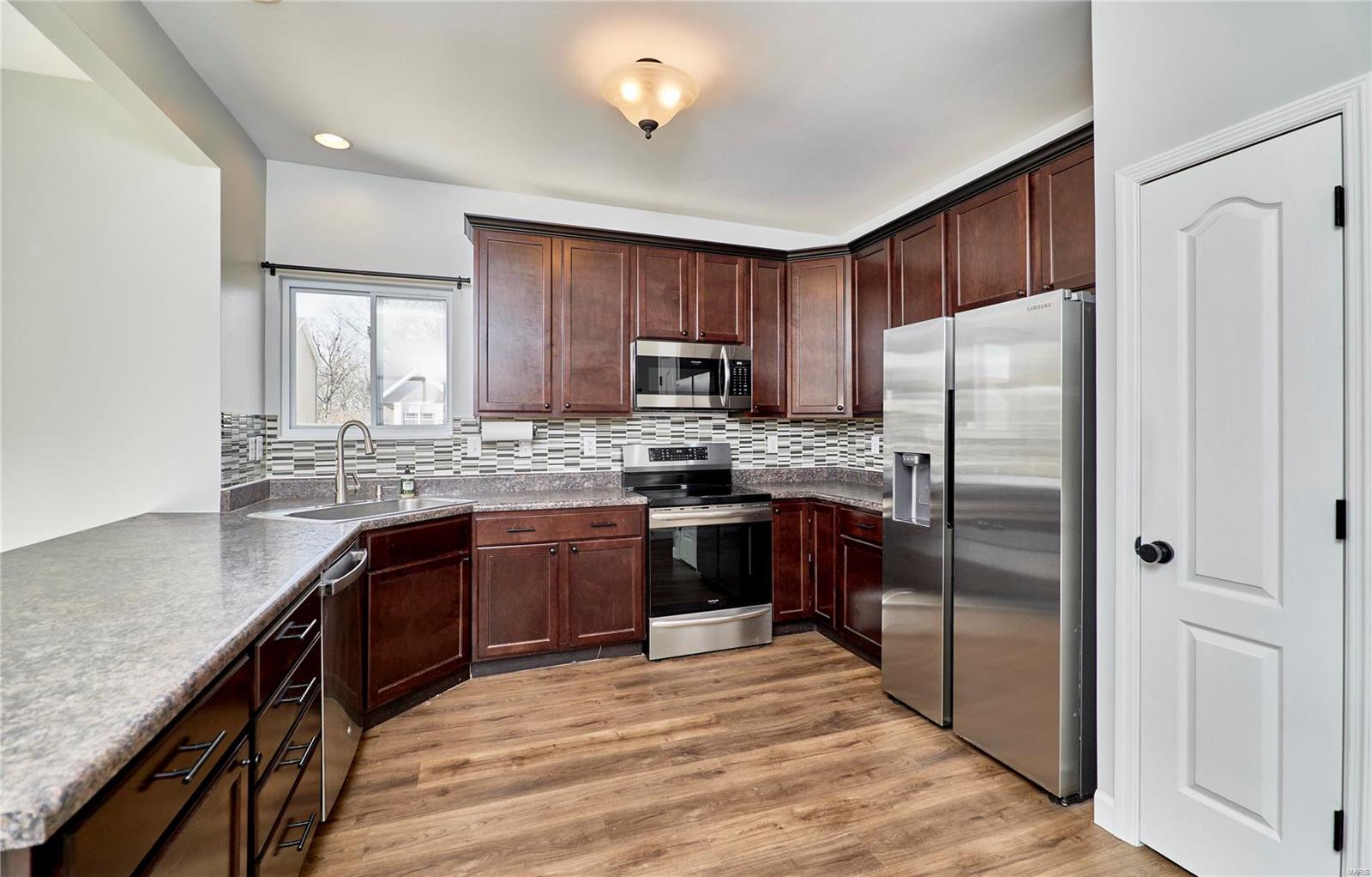 736 Sunset Lane O'Fallon, MO 63366 - Photo 14 of 46