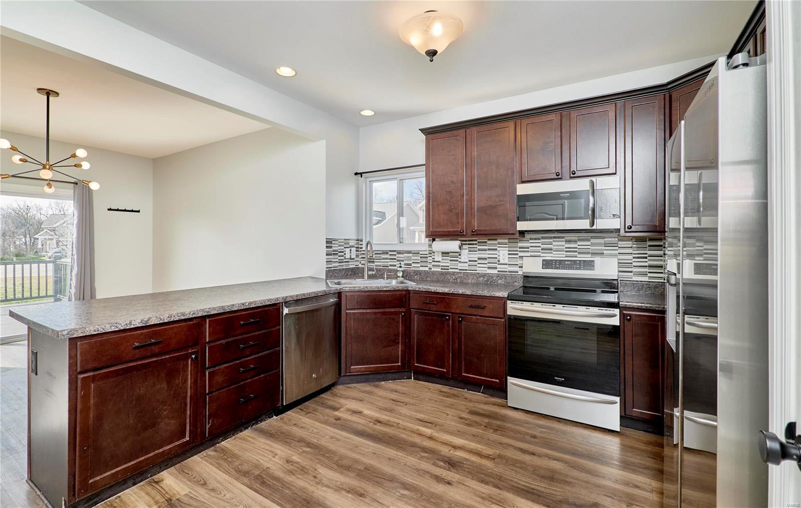 736 Sunset Lane O'Fallon, MO 63366 - Photo 15 of 46