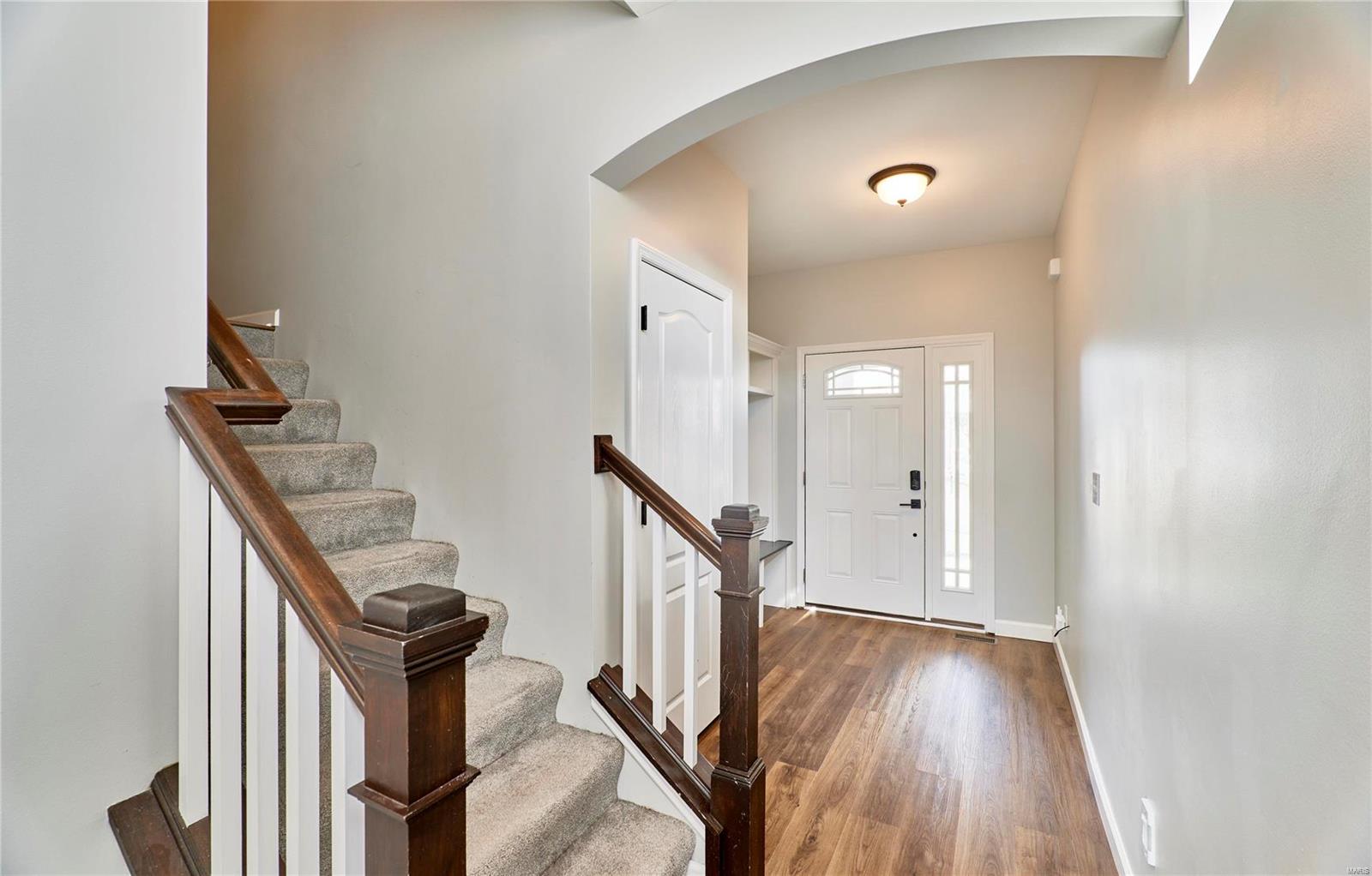 736 Sunset Lane O'Fallon, MO 63366 - Photo 4 of 46