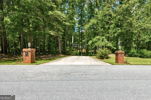 $519,000 | 165 Lake Hampton Drive, Hampton, GA 30228