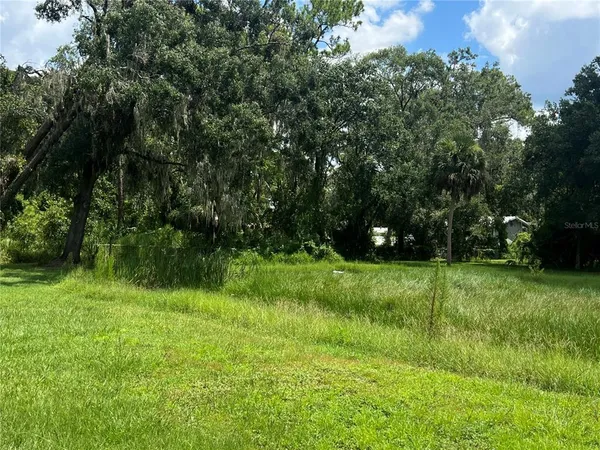a view of an outdoor space and a yard