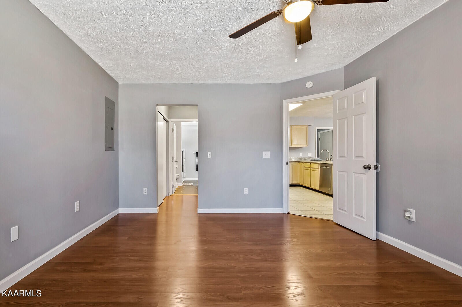 348 Sandy Creek Road Crossville, TN 38571 - Photo 12 of 34 Gallery Image 12