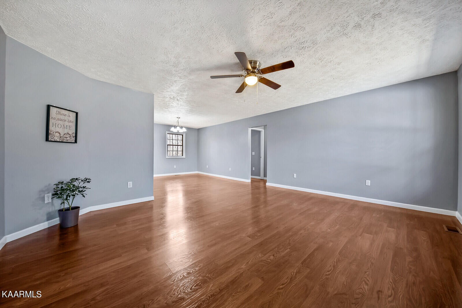 348 Sandy Creek Road Crossville, TN 38571 - Photo 3 of 34 Gallery Image 3