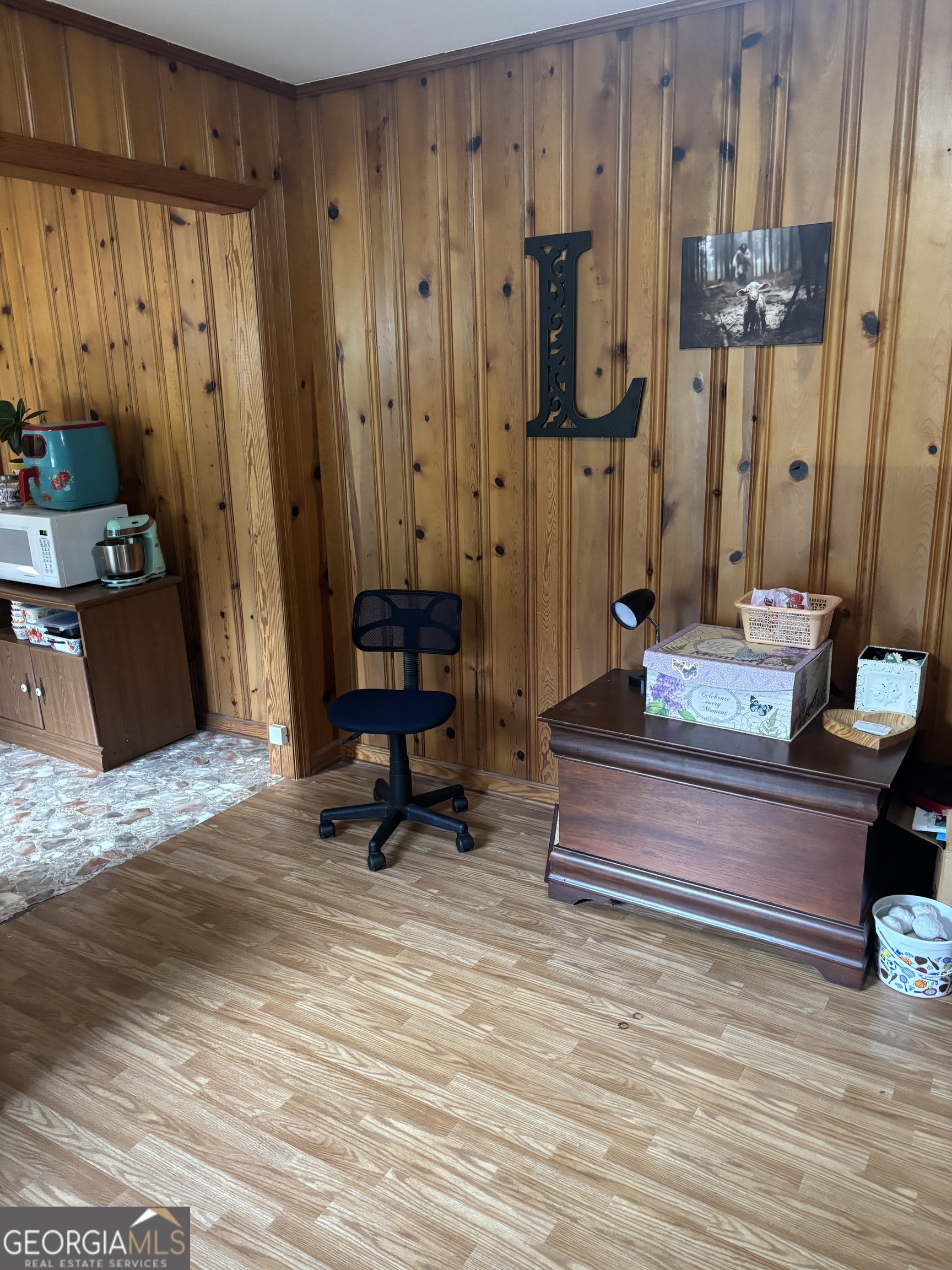 137 New Hermitage Road Northeast Rome, GA 30161 - Photo 12 of 17 a bedroom with furniture and a closet