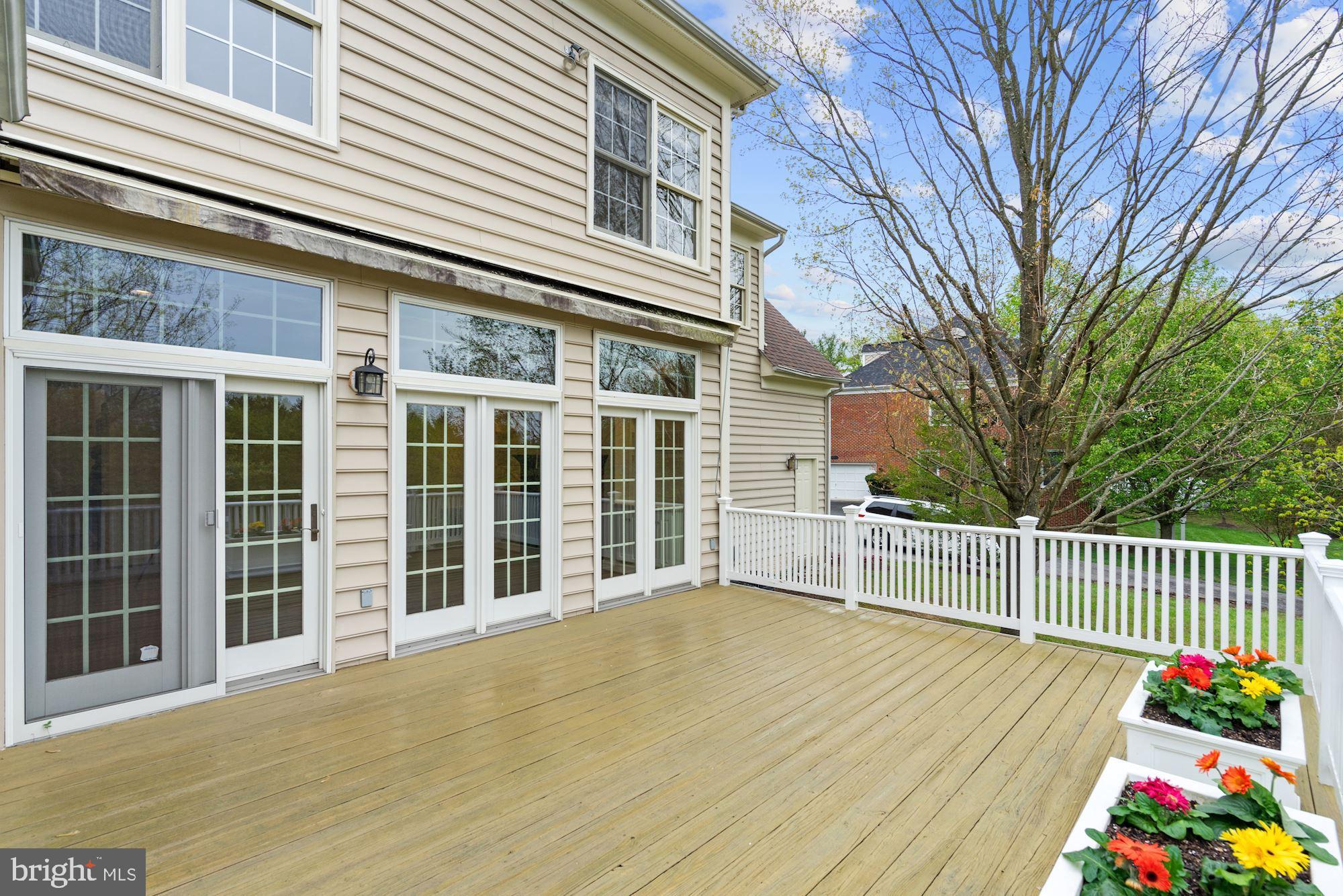 12226 Falls Road Potomac, MD 20854 - Photo 11 of 41 Gallery Image 11