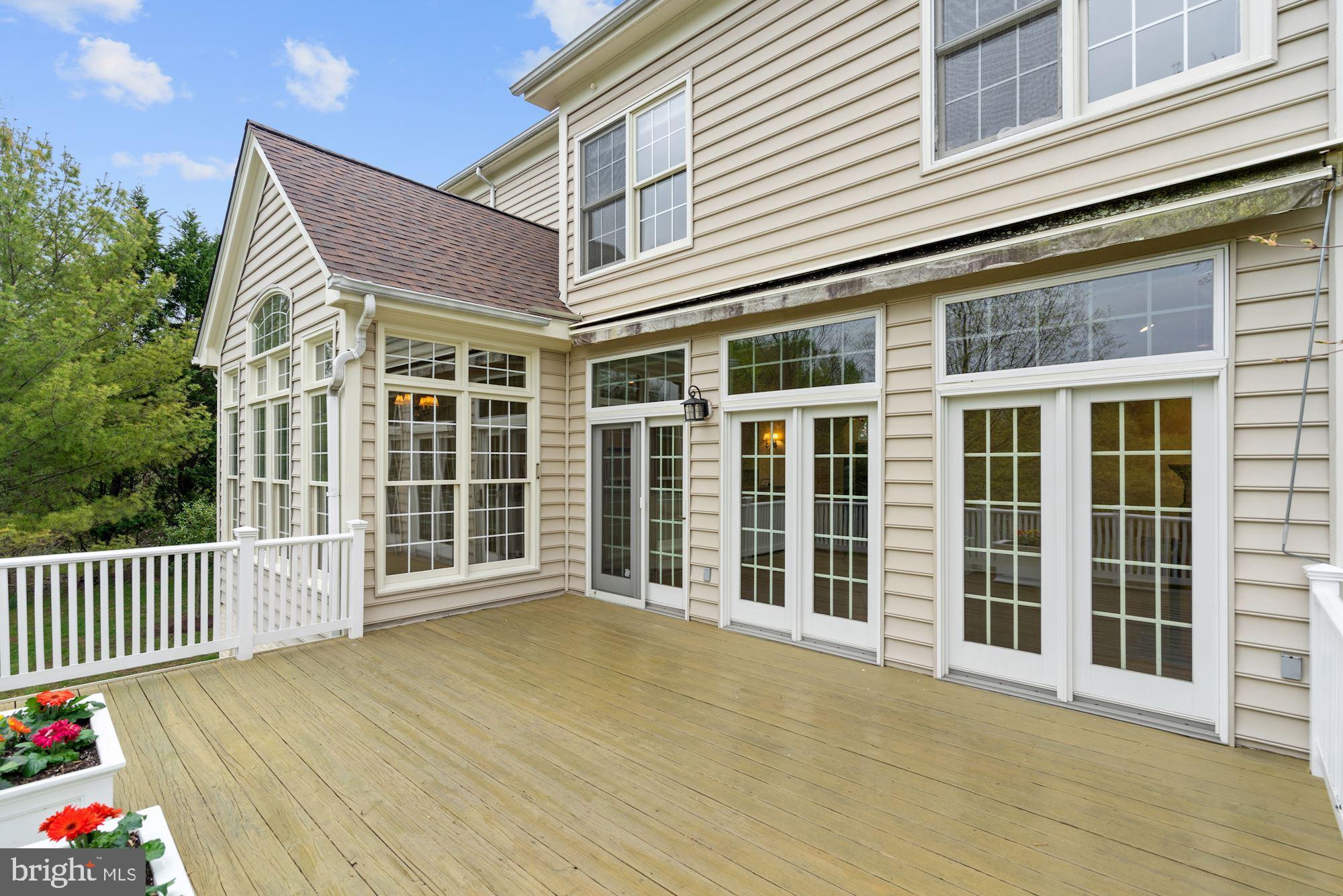 12226 Falls Road Potomac, MD 20854 - Photo 10 of 41 Gallery Image 10