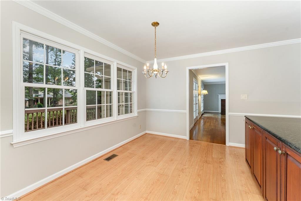 4107 Rockingham Road South Greensboro, NC 27407 - Photo 19 of 50 Breakfast Nook