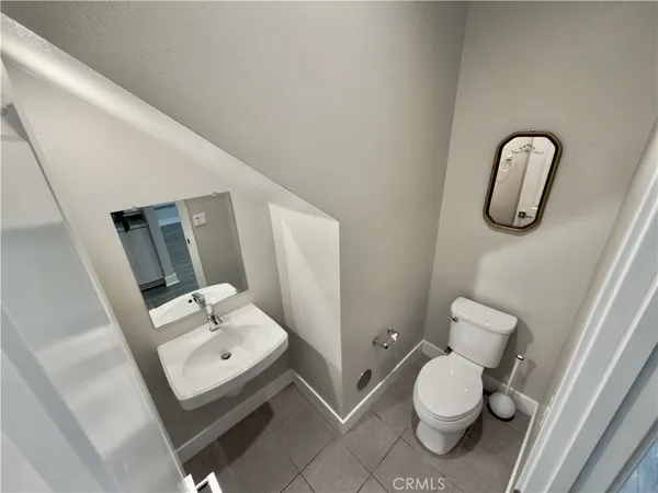 $4,650 | 977 East Mason Lane, Unit 116, Anaheim, CA 92805