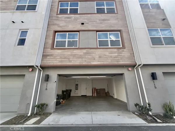$4,650 | 977 East Mason Lane, Unit 116, Anaheim, CA 92805