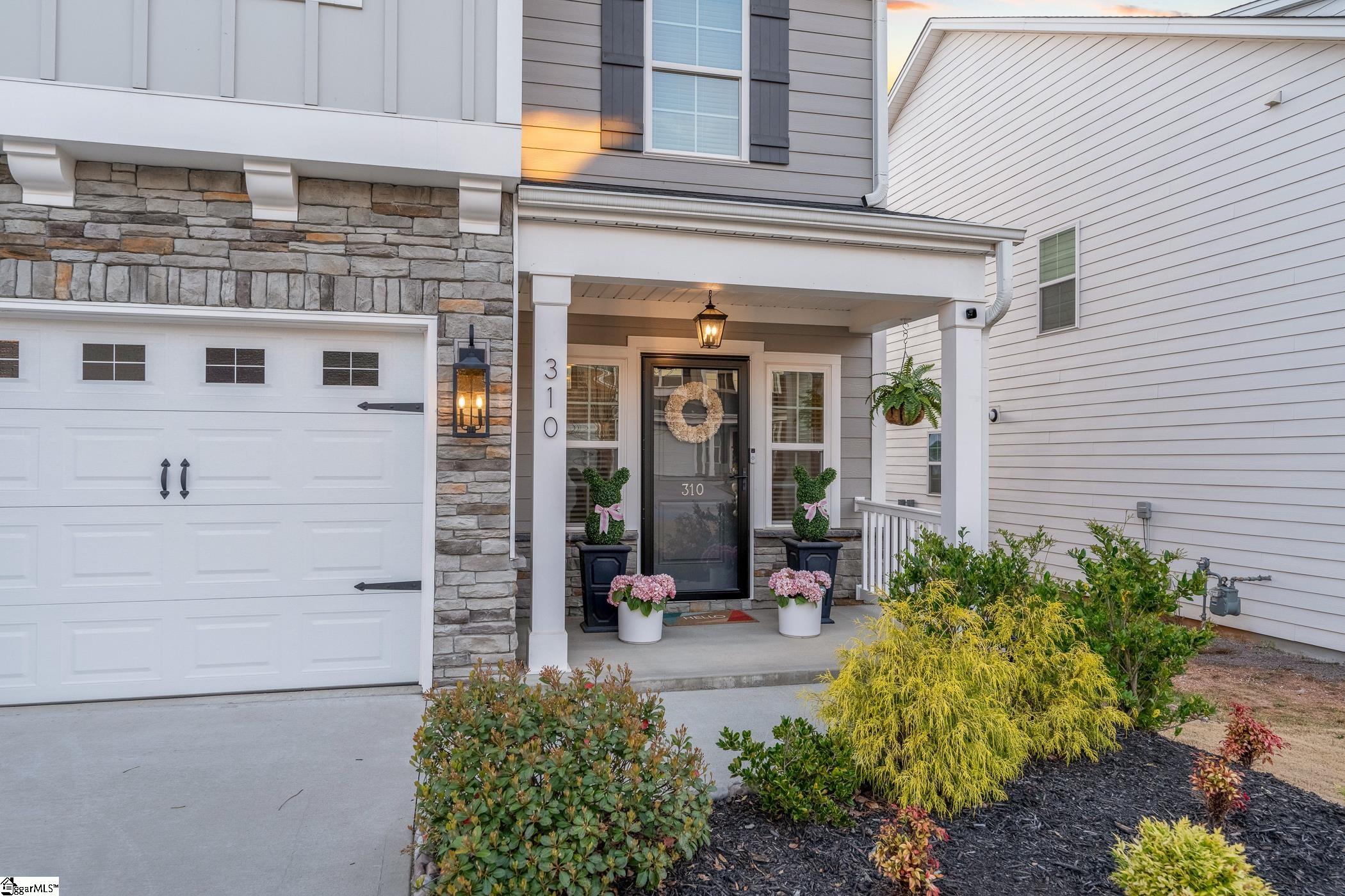 310 Yarrow Way Greenville, SC 29607 - Photo 5 of 47 Gallery Image 5