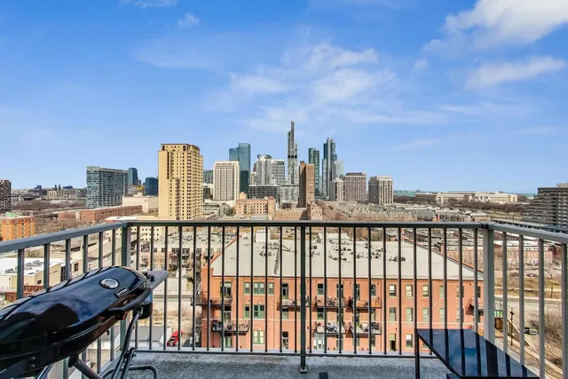 $399,000 | 1600 South Indiana Avenue, Unit 1303, Chicago, IL 60616