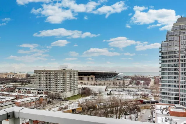 $399,000 | 1600 South Indiana Avenue, Unit 1303, Chicago, IL 60616