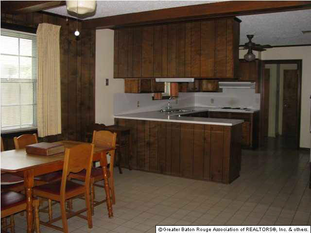 10036 Hackberry Drive Baton Rouge, LA 70809 - Photo 4 of 12 Gallery Image 4