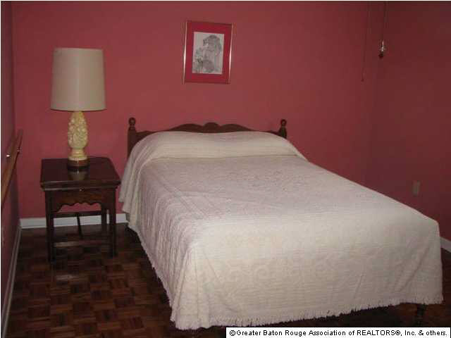 10036 Hackberry Drive Baton Rouge, LA 70809 - Photo 7 of 12 Gallery Image 7