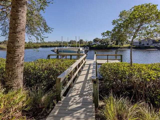 $1,350,000 | 737 Shakett Creek Drive, Nokomis, FL 34275