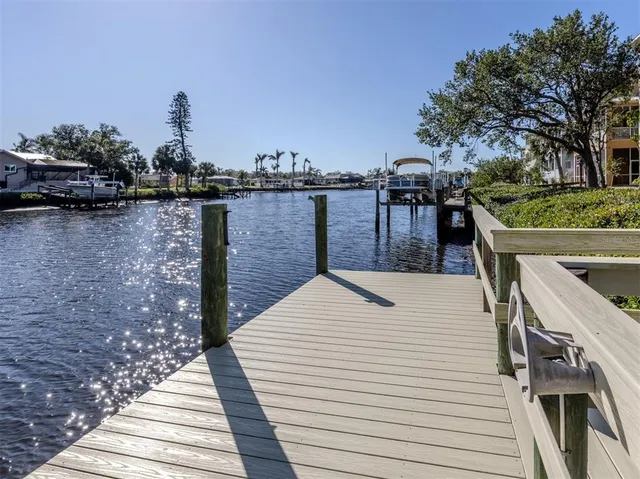 $1,350,000 | 737 Shakett Creek Drive, Nokomis, FL 34275
