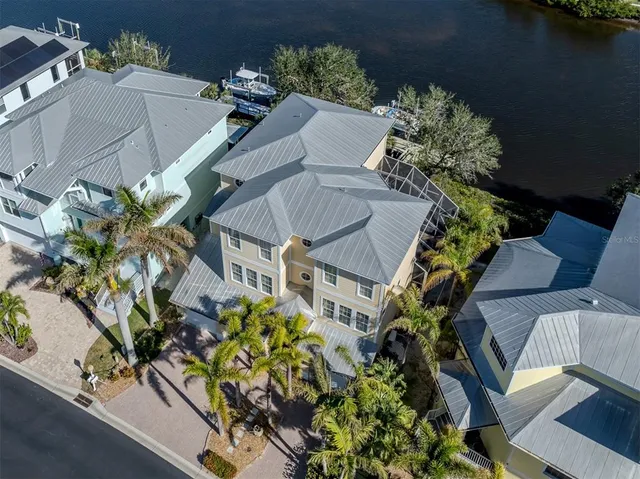 $1,350,000 | 737 Shakett Creek Drive, Nokomis, FL 34275