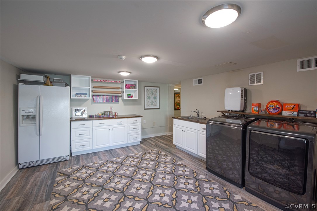 6310 Three Chopt Road Richmond, VA 23226 - Photo 37 of 48 Lower level laundry area and wrapping station