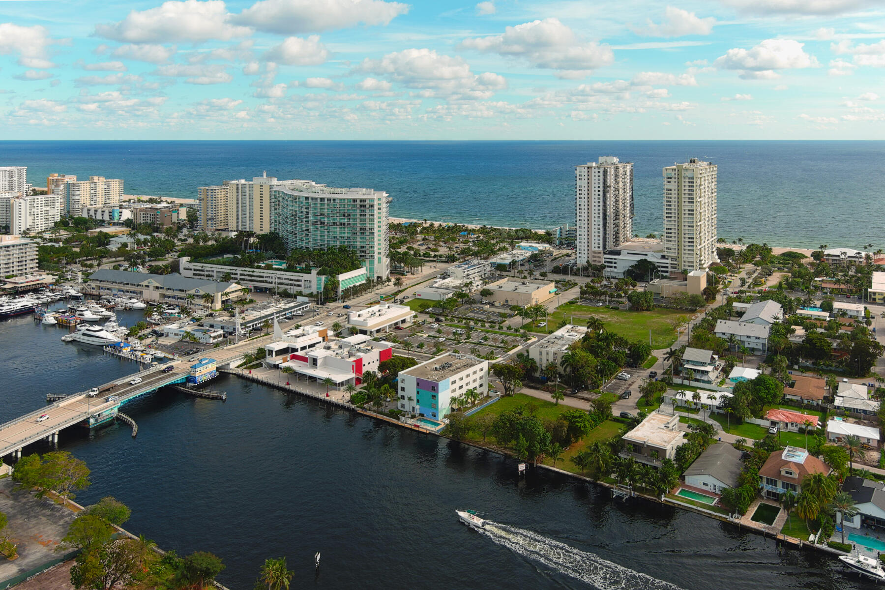 117 South Riverside Drive Pompano Beach, FL 33062 - Photo 5 of 14 04