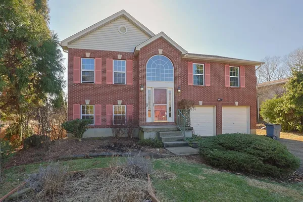 $272,900 | 19957 Elm Drive, Lawrenceburg, IN 47025