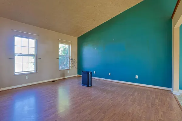 $272,900 | 19957 Elm Drive, Lawrenceburg, IN 47025