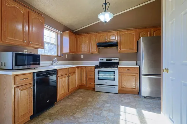 $272,900 | 19957 Elm Drive, Lawrenceburg, IN 47025