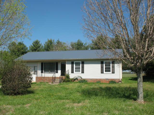 2405 Water Tank Road Winchester, TN 37398 - Photo 1 of 9 NEW Metal Roof