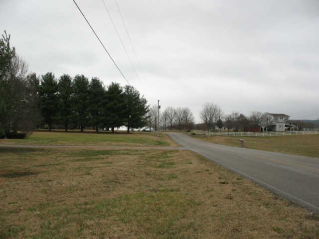 2405 Water Tank Road Winchester, TN 37398 - Photo 4 of 9 Neighborhood view.