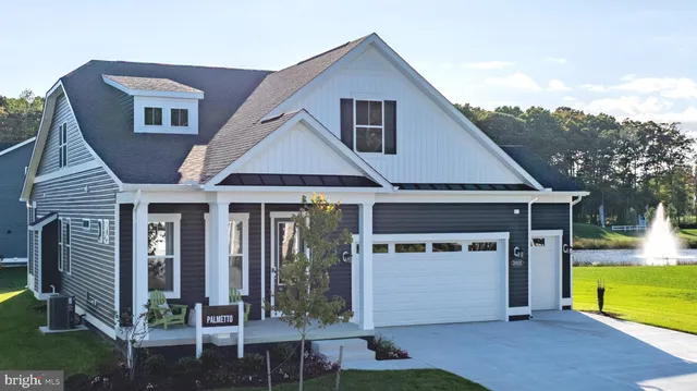 a front view of house with yard