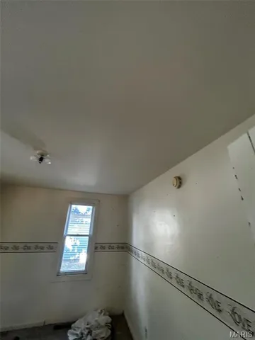 $30,000 | 304 North Spruce Street, Nokomis, IL 62075