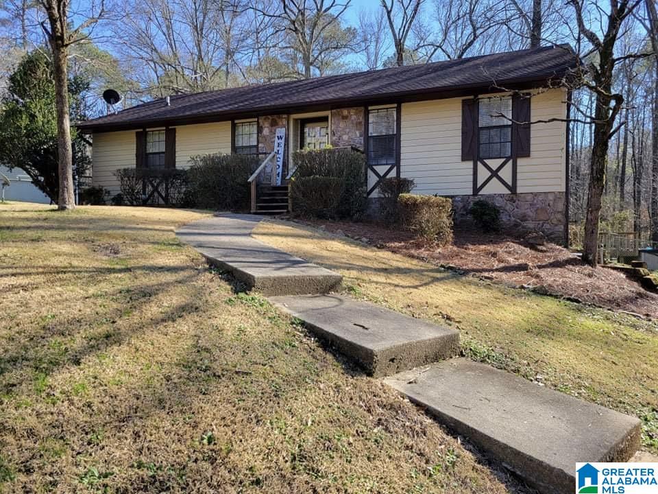 237 Valley Circle Pinson, AL 35126 - Photo 3 of 33