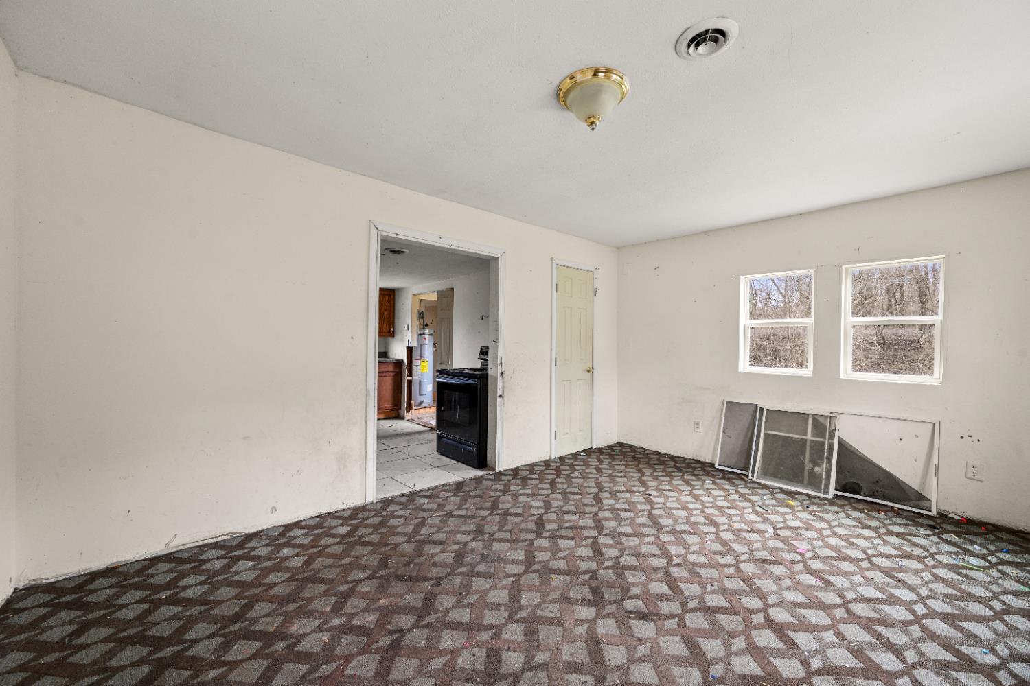 148 4th Street Aurora, IN 47001 - Photo 4 of 15
