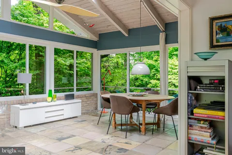 $1,540,000 | 8034 Park Overlook Drive, Bethesda, MD 20817