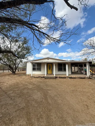 $60,000 | 279 Cenizo Street, Carrizo Springs, TX 78834