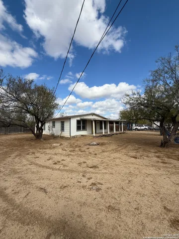 $60,000 | 279 Cenizo Street, Carrizo Springs, TX 78834